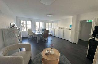 Büro zu mieten in 59555 Lippstadt, Attraktive Büroetage im I. OG eines Wohn,- und Geschäftshauses!