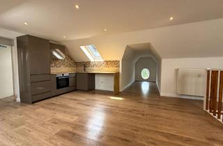 Wohnung kaufen in Drewitzer Strasse, 14478 Teltower Vorstadt, Schöne 2-Zimmer Dachgeschosswohnung