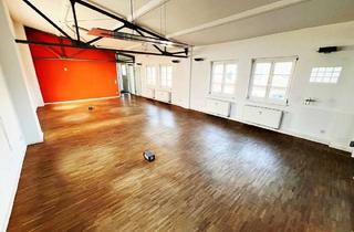 Lofts mieten in 50996 Rodenkirchen, Rodenkirchen-Zentrum: Loftwohnung in denkmalgeschützter, ruhiger Hofanlage mit Stellplatz!