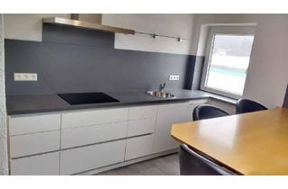 Wohnung mieten in 89518 Heidenheim, Schöne 2-Zimmer-DG-Wohnung mit Balkon (Schlossblick) und Einbauküche