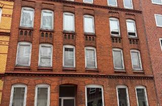 Mehrfamilienhaus kaufen in 24116 Schreventeich, Gepflegtes Mehrfamilienhaus, stilvoller Altbau in gesuchter Lage von 24116 Kiel.