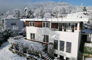 Villa kaufen in 61462 Königstein, Bauhausvilla in exzellenter Lage von Königstein/Falkenstein mit Skyline - Blick - Garantie!