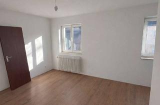 Haus mieten in 46537 Dinslaken, Dinslaken , Reihenmittelhaus mit riesigen Garten und Stellplatz