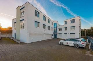 Gewerbeimmobilie kaufen in 71686 Remseck, Helle Büroeinheit im Obergeschoss mit Aufzug und Garage sowie 3 Stellplätzen in ruhiger Randlage