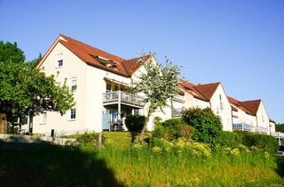 Wohnung kaufen in 91257 Pegnitz, Perfekt für Ihr Kapital - Vermietete 4-Zimmer-Eigentumswohnung in Pegnitz