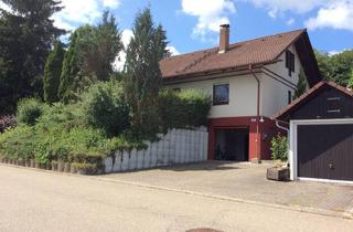 Einfamilienhaus kaufen in 72290 Loßburg, Familienfreundliches Einfamilienhaus mit schönem Grundstück zu verkaufen