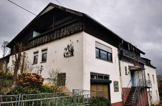 Haus kaufen in 54453 Nittel, Nittel - Renovierungsbedürftiges Generationenhaus mit viel Potential