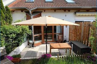 Haus kaufen in 78224 Singen, Singen / Bohlingen - Singen-Bohlingen, schönes Reihenmittelhaus mit Garten, Carport u. EBK, in idealer und ruhiger Lage !