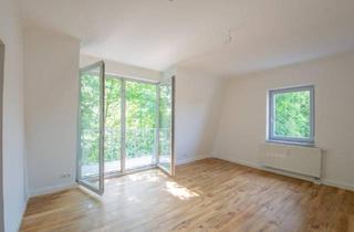 Wohnung kaufen in 16816 Neuruppin, Neuruppin - 5 Raum Dachgeschoßwohnung mit Balkon, hochwertig saniert