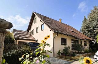 Wohnung kaufen in 74343 Sachsenheim, Ein Zuhause, zwei Einheiten – sanierte 4,5-Zimmer-Wohnung mit Garten & Einliegerwohnung, gute Lage!