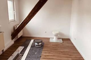 Wohnung mieten in Neckarstrasse, 69221 Dossenheim, Sanierte 3 Zimmer DG- Whg. inkl. neuer Einbauküche