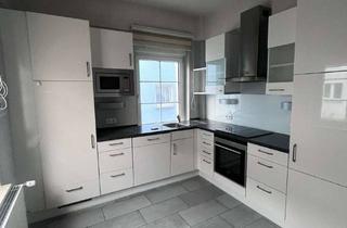 Wohnung mieten in 88045 Friedrichshafen, Helle 4-Zimmer Wohnung mit 90 m² in Friedrichshafen als 3er-Wohngemeinschaft zu vermieten