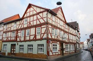 Gewerbeimmobilie kaufen in Alter Steinweg 34, 37269 Eschwege, Pension mit 15 Zimmern, Restaurant und 3 Wohneinheiten