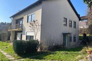 Haus kaufen in 94469 Deggendorf, Gepflegtes Dreifamilienhaus in exklusiver Lage mit hervorragender Fernsicht - Bezugsfrei!