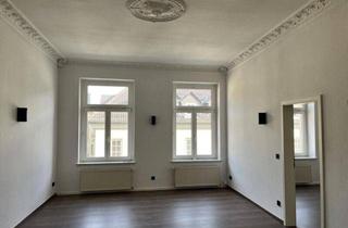 Wohnung mieten in 08451 Crimmitschau, großzügige Wohnung im Zentrum