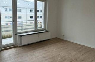 Wohnung mieten in Heinrich-Hauschildt-Straße, 25336 Elmshorn, Einziehen & wohlfühlen: Sanierte 3-Zimmer-Wohnung
