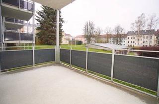 Wohnung mieten in Zschopauer Straße 126, 09126 Chemnitz, Helle, modern sanierte 3 Raum EG-Wohnung mit XXL-Balkon und Tageslichtbad
