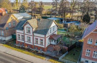 Mehrfamilienhaus kaufen in 19288 Ludwigslust, +++ Elegantes Zweifamilienhaus mit großem Garten, Badeteich inkl. Poolhaus +++