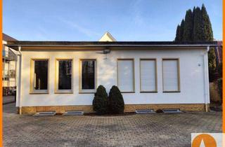 Haus kaufen in 33803 Steinhagen, Repräsentativ und zentral gelegen: WOHNHAUS oder Praxis, Büro, Handel, mit Lager im KG