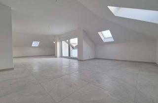 Wohnung kaufen in 64546 Mörfelden-Walldorf, Über den Dächern zuhause – Großzügige Dachgeschosswohnung mit besonderem Flair