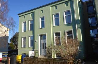 Wohnung kaufen in 18147 Gehlsdorf, charmante, vermietete Zweiraumwohnung im Herzen von Gehlsdorf