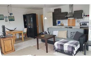 Wohnung kaufen in 18057 Kröpeliner Tor-Vorstadt, Eigentumswohnung mit Panoramafenstern und Blick auf den Stadthafen Rostock von Privat