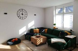 Wohnung mieten in Horster Straße 84a, 46236 Bottrop, Geräumige, Modernisierte 4-Zimmer Wohnung (1.OG+EG) mit eigenem Garten