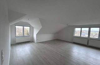 Wohnung mieten in 51597 Morsbach, Helle, frisch renovierte altersgerechte Wohnung mit Terrasse & Doppelgarage in ruhiger Naturlage