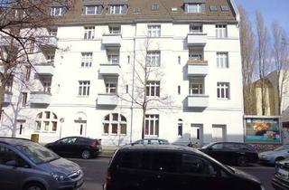 Wohnung mieten in Nöldnerstraße 27, 10317 Lichtenberg (Lichtenberg), Schöne 2-Zimmer-Wohnung mit Balkon und Einbauküche in Lichtenberg