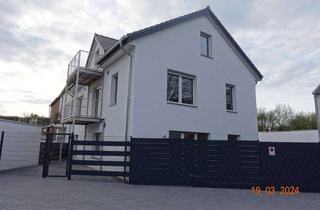 Wohnung mieten in 52477 Alsdorf, Hochwertig ausgestattete 3-Z.-EG-Wohnung mit Terrasse u. Stellplatz in zentraler Lage von Alsdorf