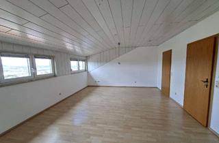 Wohnung mieten in 74889 Sinsheim, Toplage mit Aussicht: 3-Zimmer-Dachgeschosswohnung in Sinsheim-Steinsfurt