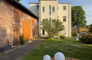 Mehrfamilienhaus kaufen in 16562 Hohen Neuendorf, Für Investoren: MFH mit 5 bezugsfreien Wohnungen+Remise in Hohen Neuendorf