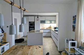 Einfamilienhaus kaufen in 63486 Bruchköbel, Exklusiv kernsaniertes Einfamilienhaus mit großem Garten in Bruchköbel-Roßdorf