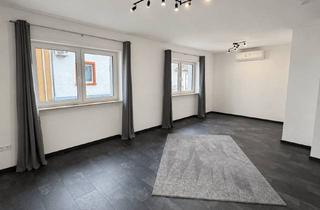 Einfamilienhaus kaufen in 68229 Friedrichsfeld, Modernisiertes Einfamilienhaus mit Klimaanlage, großem Hof, Terrasse und elektrischer Toreinfahrt