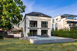 Villa kaufen in 22391 Wellingsbüttel, MODERNE VILLA – MIT POOL UND WEITBLICK INS GRÜNE