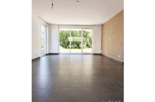 Wohnung kaufen in 71126 Gäufelden, Erdgeschoss-Wohnung in Gäufelden-Nebringen mit schöner Terrasse und Garten