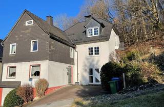 Haus kaufen in 59939 Olsberg, Ein Haus - viele Möglichkeiten!Gepflegtes Doppelhaus in Olsberg-Antfeld