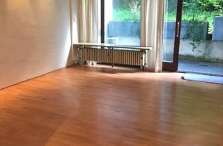 Wohnung kaufen in 93055 Regensburg, Altstadtnahes Apartment mit Terrasse (Nähe Domspatzen)