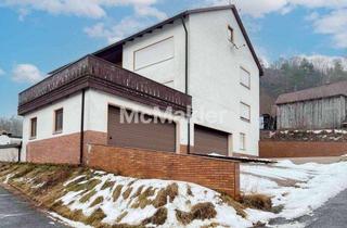 Haus kaufen in 92281 Königstein, Platz für Generationen: Großzügiges Zweifamilienhaus mit Dachterrasse, Balkon & Ausbaureserve