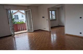 Wohnung kaufen in 70825 Korntal, Korntal - Helle 4-Zimmer-Wohnung mit Balkon in familienfreundlicher Lage - sofort verfügbar