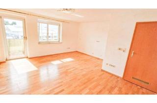 Wohnung kaufen in 87600 Kaufbeuren, Kaufbeuren - Große Wohnung in zentraler Lage teilbar & nicht vermietet