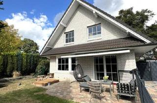 Einfamilienhaus kaufen in 27753 Delmenhorst, Delmenhorst - Zentrales EFH in ruhiger Spielstraße - Garten, Pool & Wärmepumpe