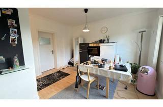 Wohnung kaufen in 45327 Essen, Essen - Zwei vermietete Wohneinheiten mit großem Garten und ausbaufähigem DG zur WohnungMaisonette