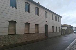 Mehrfamilienhaus kaufen in 38170 Schöppenstedt, Schöppenstedt - Mehrfamilienhaus zu verkaufen mit großen Gründtück