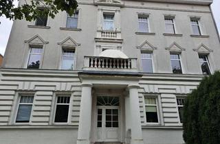 Wohnung kaufen in Färberstraße 15, 12555 Köpenick, 2 Zimmer Altbauwohnung in ruhiger Lage mit Stellplatz sofort verfügbar