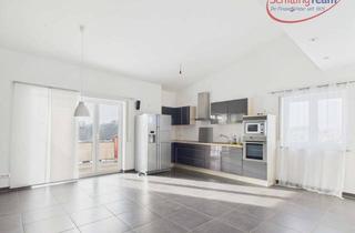 Wohnung kaufen in 63512 Hainburg, Wunderschöne Eigentumswohnung mit 2 Stellplätzen und großem Balkon in Hainburg - Klein-Krotzenburg