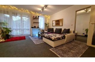 Wohnung kaufen in 76149 Neureut, Attraktive Kapitalanlage! Vermietete 2-Zimmer-EG-Wohnung mit Terrasse & TG-Stellplatz in Neureut