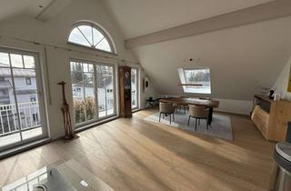 Wohnung mieten in Schwammerlweg, 81827 Trudering-Riem, Hochwertige und luxuriöse teilmöblierte Dachgeschoss-Wohnung in absolut ruhiger Wohnlage.