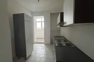 Wohnung mieten in Iltisstraße 58, 24143 Gaarden-Ost, Sanierter Altbau- perfekt für Paare
