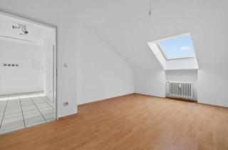 Wohnung mieten in Hermine-Villinger-Straße, 76131 Oststadt, Helle 3-Zimmer Wohnung mit Aufzug , WG-Geeignet, KIT-nah, Oststadt